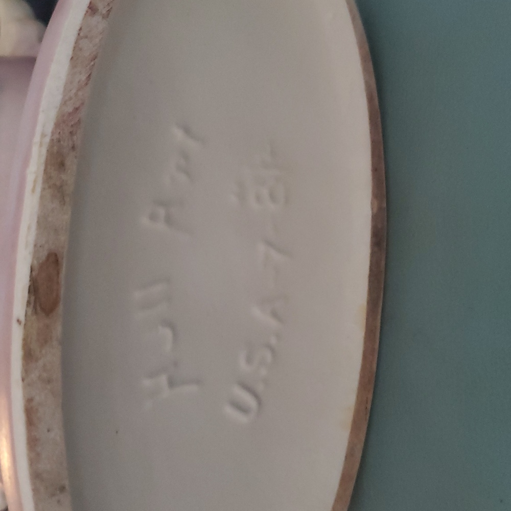 Hull - Picture 2 of 4